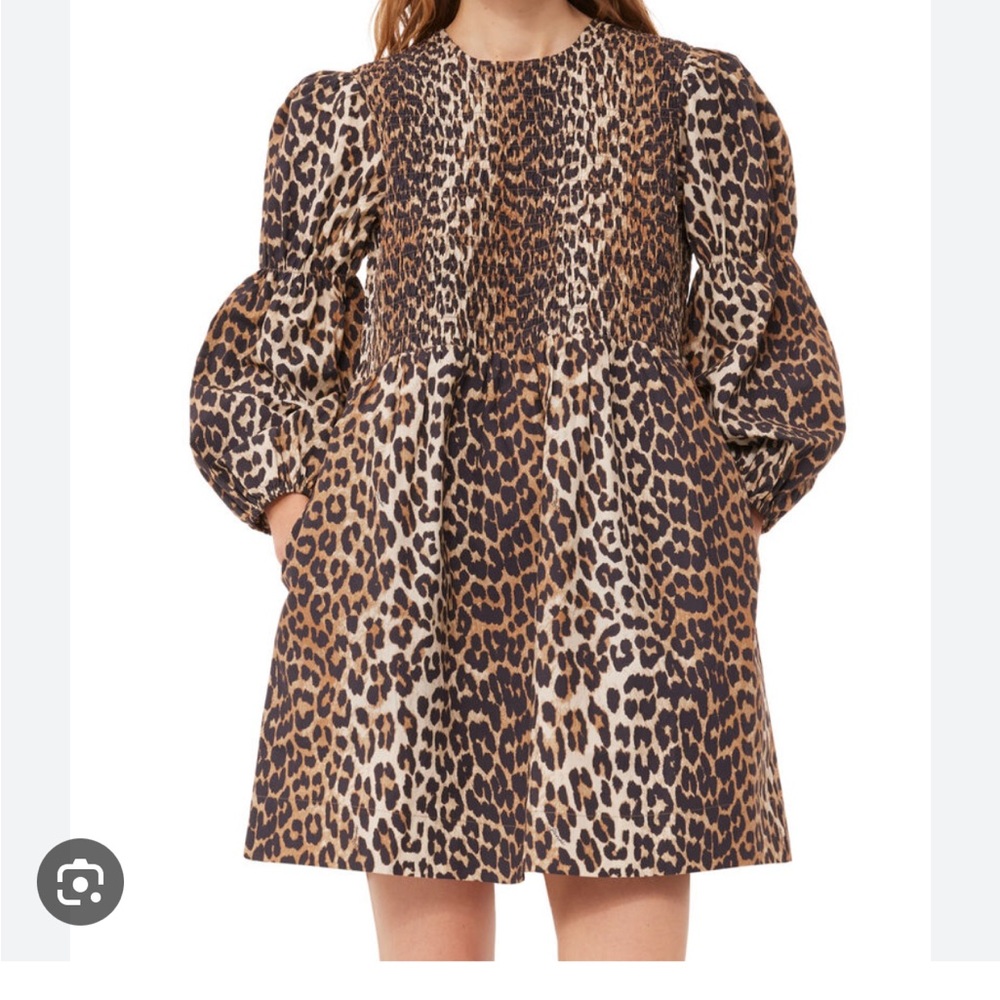 NEW WITH TAGS Ganni smocked leopard print mini dress